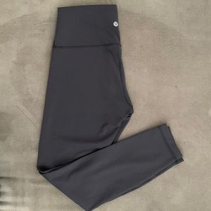 Black lululemon leggings